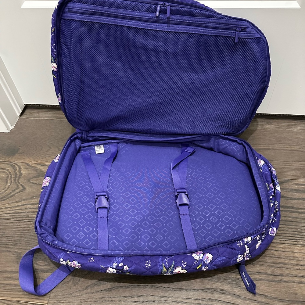 Vera Bradley Travel Backpack NWT - Picture 5 of 13